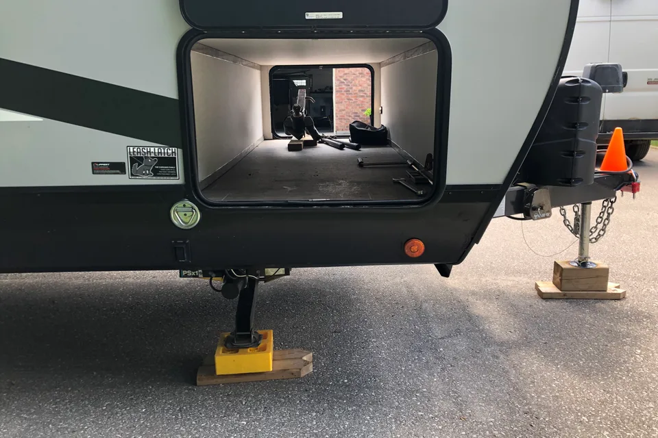 Glen's Forest River Alpha wolf Travel Trailer