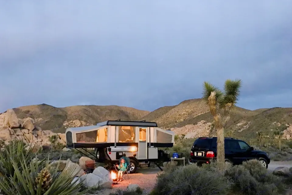 Alex's Fleetwood evolution  Pop up trailer  Tent Trailer