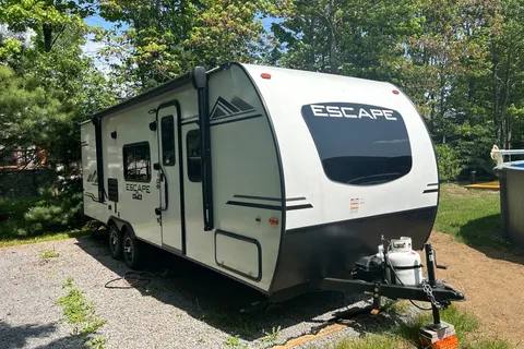 Emmanuel's KZ Escape Travel Trailer