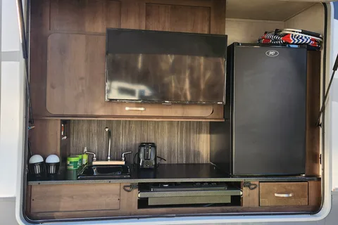 Bunkhouse!Sleeps 10, Spacious,Pet Friendly,Island