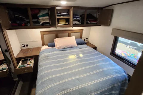 Bunkhouse!Sleeps 10, Spacious,Pet Friendly,Island