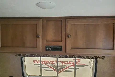 19ft Sportman Classic Travel Trailer queen and bunk beds