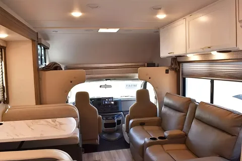 Thor's Chariot Class C Luxury Delivery Available Sleeps 6