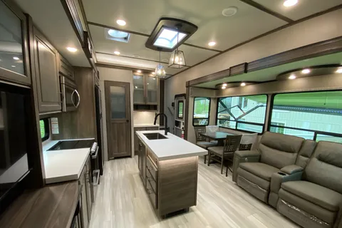 Scott's Solitude S-Class 3740BH Fifth Wheel