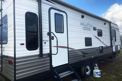 Camrens 32' Braxton Creek