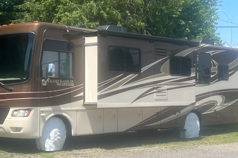 Boyd's Holiday Rambler Vacationer Class A