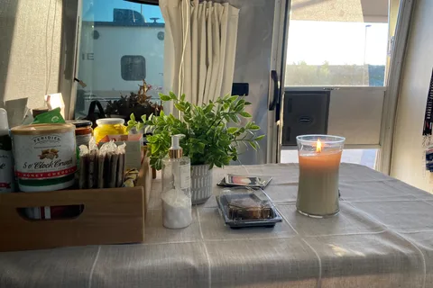 Comfy Airstream Bambi Sport RB - Delivered to Your Location