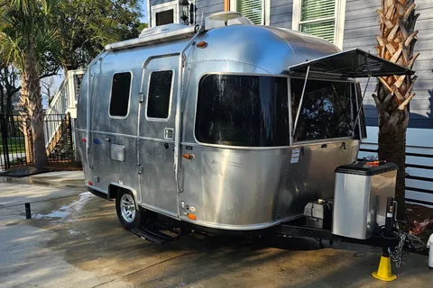 Comfy Airstream Bambi Sport RB - Delivered to Your Location