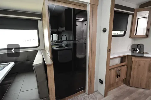 H-Bee Grand Design Imagine 2500RL Travel Trailer