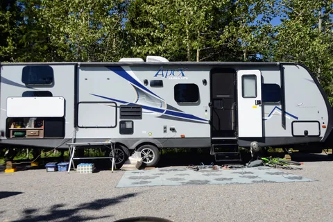 2019 Spacious APEX Bunkhouse