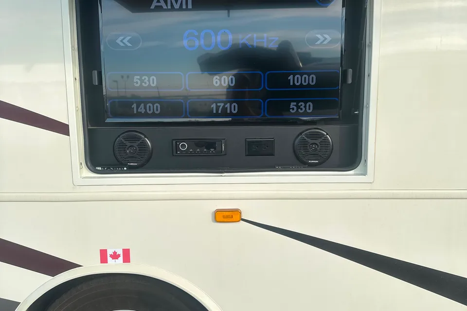 Michael's Jayco Precept 29V Class A