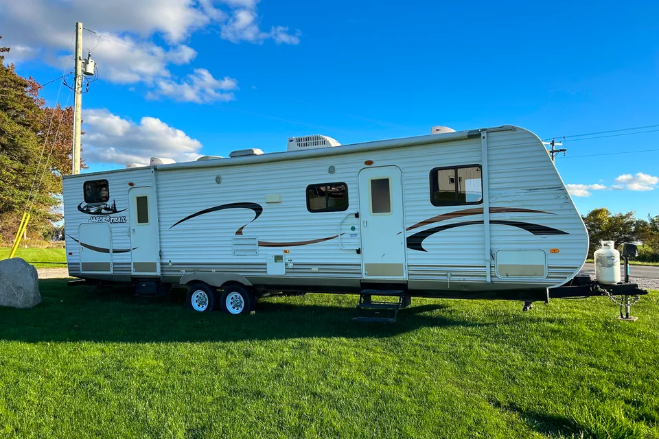 Heartland Jasper Trail 32BHS Travel Trailer