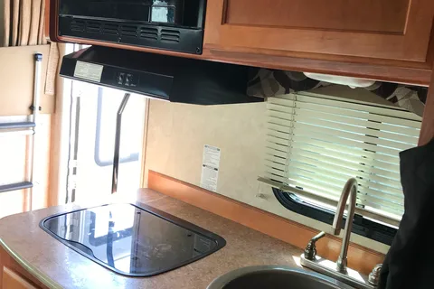 Sleeps 6 - Firefly Class C Motorhome