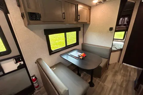 2024 Starcraft 24ft. Trailer- with free private shuttle - Pebbles