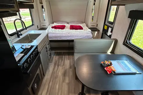 2024 Starcraft 24ft. Trailer- with free private shuttle - Pebbles