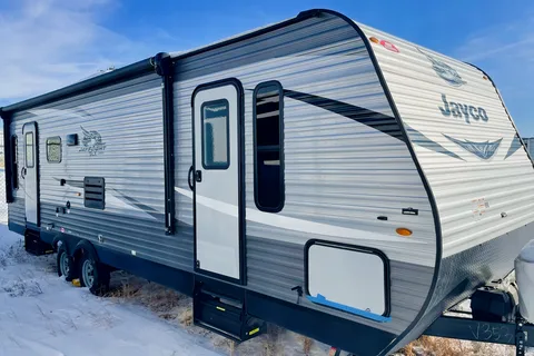 Joshua 's Jayco Jay flight SLX 8 / 265 RLS Travel Trailer