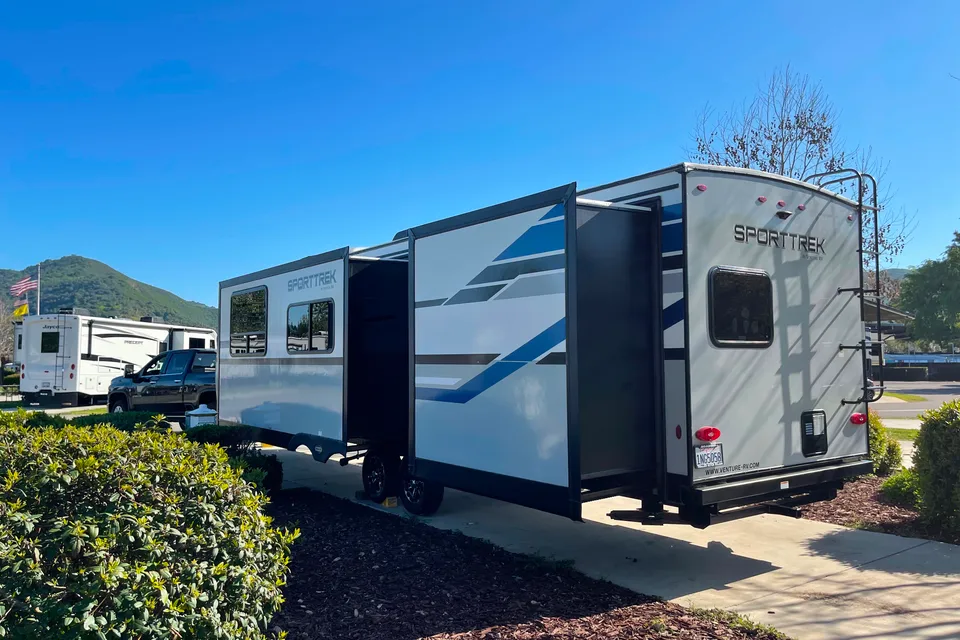 The Farmhouse Bunkhouse by SYV Trailer Rentals