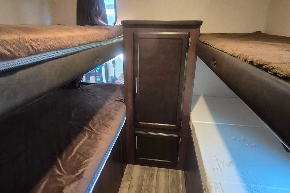 Christine's Jayco Jayflight SXL Travel Trailer