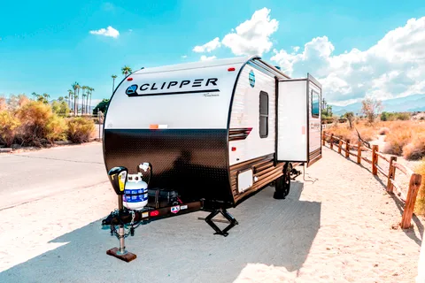2021 Coachmen Clipper Ultra-Lite 17FQS Travel Trailer