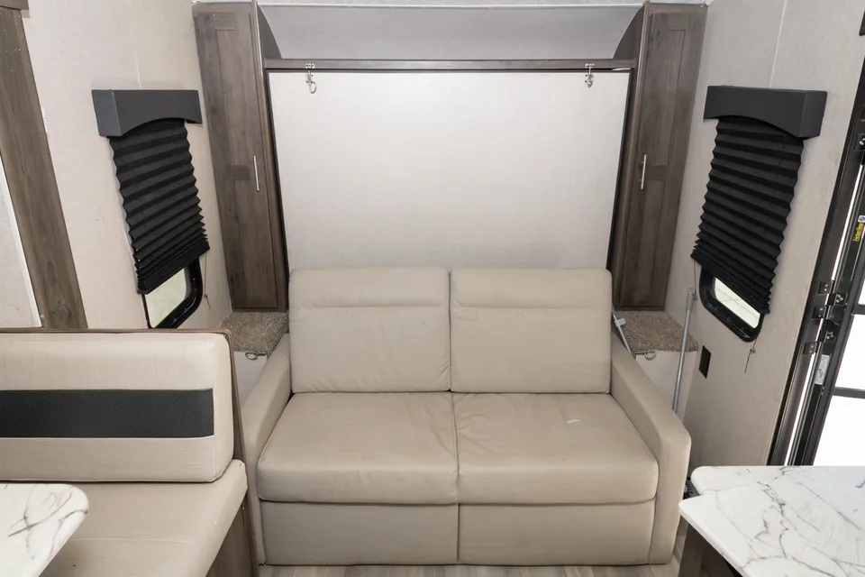 2021 Coachmen Clipper Ultra-Lite 17FQS Travel Trailer