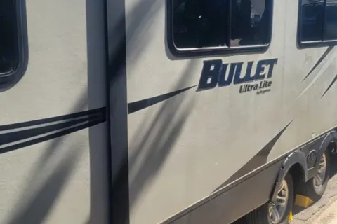 2018 Keystone RV - Bullet 272BHS
