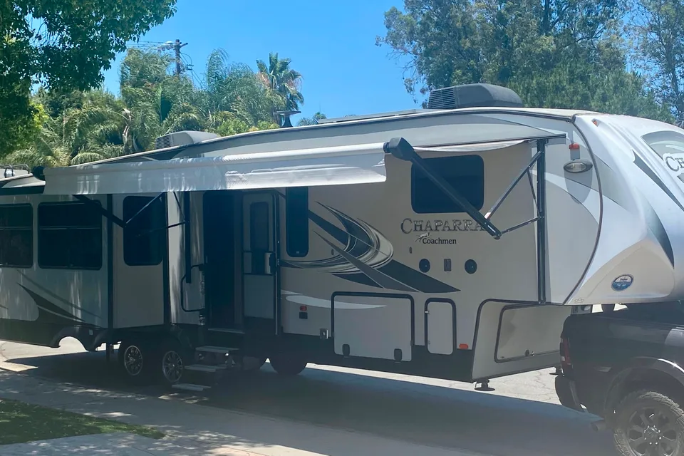 Making family memories 5th wheel