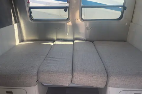 Classic, Cute, Cozy: 20' Airstream (full bed) For Your Coastal Adventure