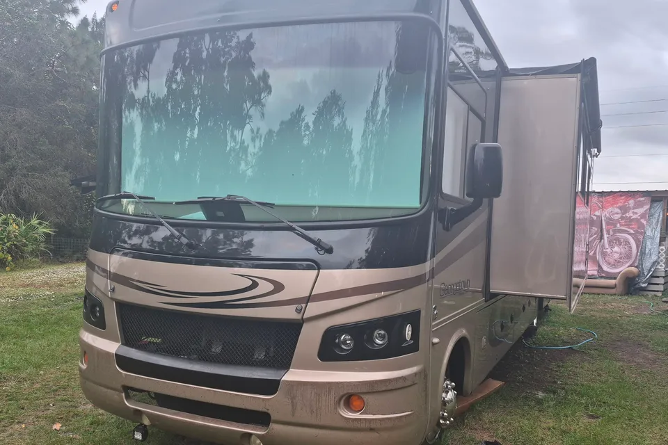 Corkey Motors Ford Georgetown Class A