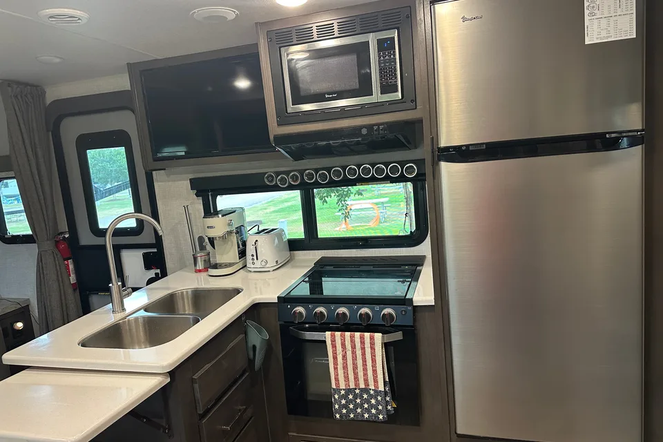 5 STAR HOTEL ON THE WHEELS :) 2022 Rockwood Mini Lite  Travel Trailer