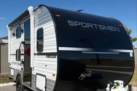 2026 KZ Sportsmen 130bh - Modern | Fully Loaded!!