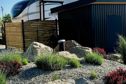 Panorama Ridge RV Cottage