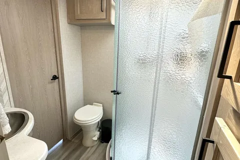 Panorama Ridge RV Cottage