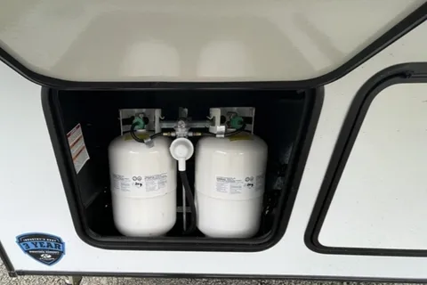 Warren's Keystone Raptor 423 Fifth Wheel (50 AMP) -- LAKEVIEW -- For Sale / For Rent