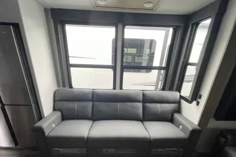 Warren's Keystone Raptor 423 Fifth Wheel (50 AMP) -- LAKEVIEW -- For Sale / For Rent