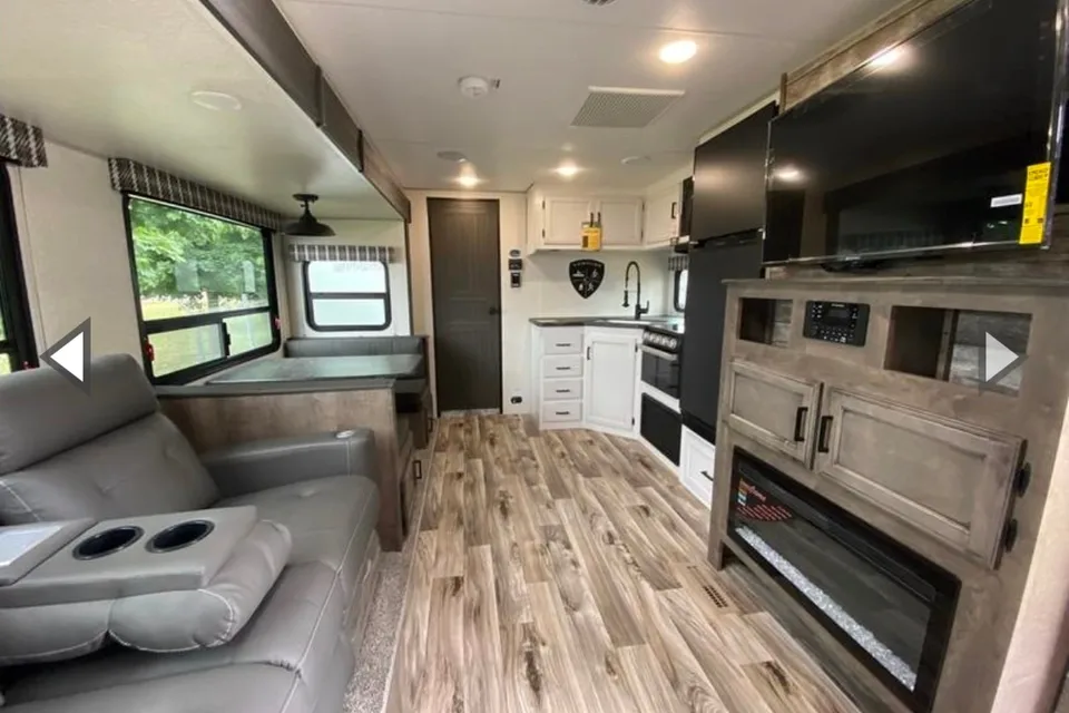 2022 Stratus SR2 Travel Trailer