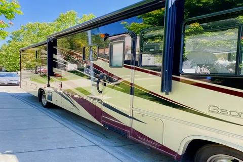 Naych's Forest River Georgetown Class A