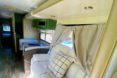 Naych's Forest River Georgetown Class A