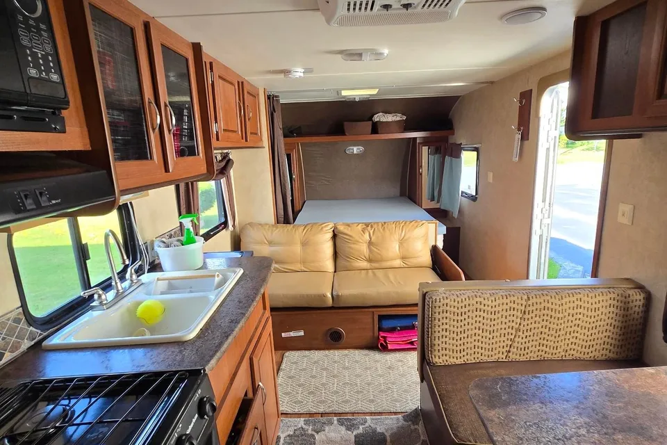 Forest River 25' Trailer