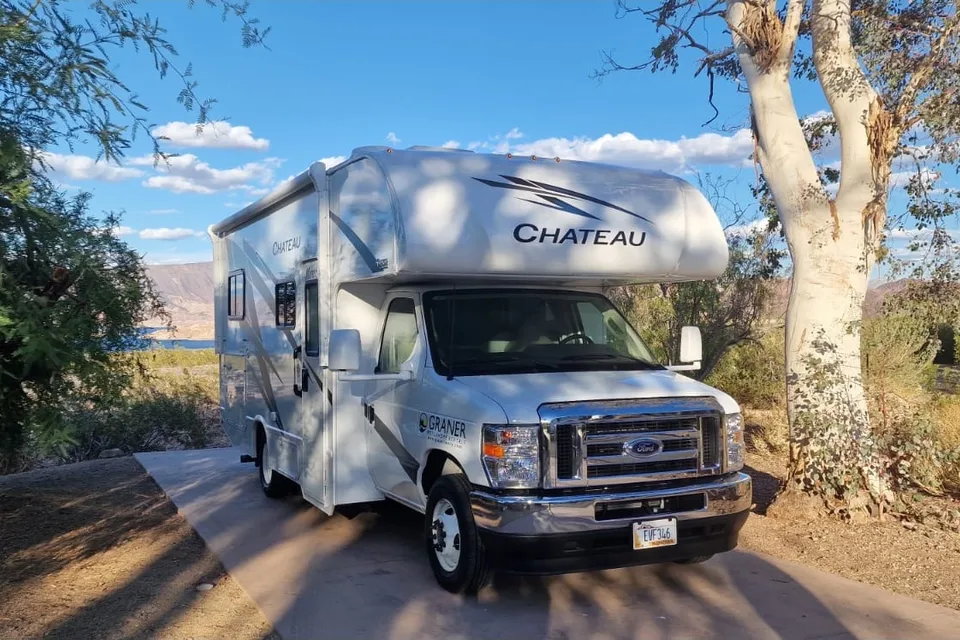 Brand new 2026 Thor Chateau 24ft. with free private shuttle -Marco