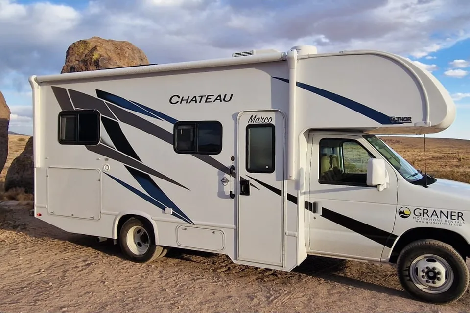 Brand new 2026 Thor Chateau 24ft. with free private shuttle -Marco