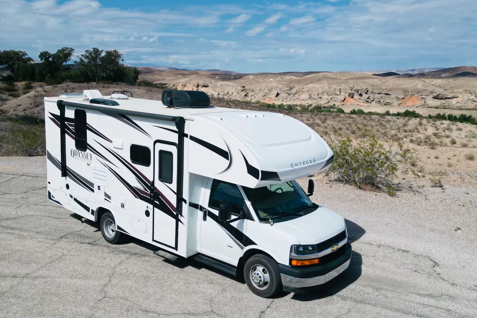 Entegra Coach Odyssey SE
