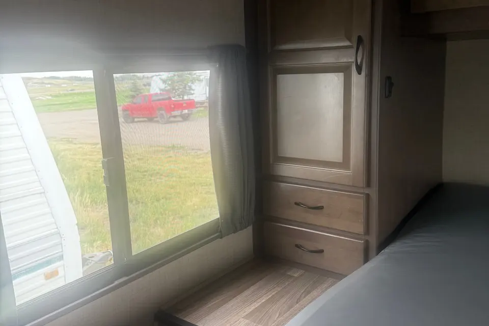 Jag Thor Motor Coach Majestic 23a Class C