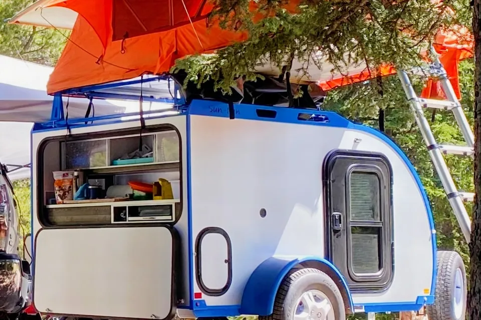 Josh's Sun Fun Deluxe Micro Trailer