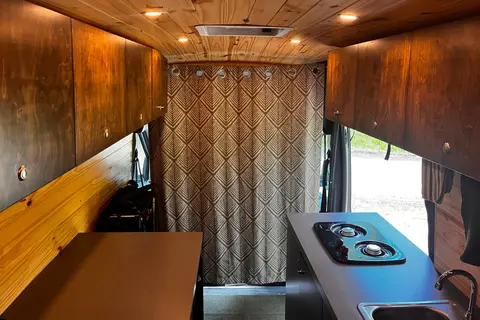 Hunavan 
