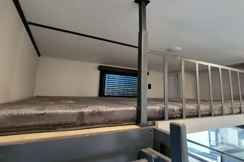 CL130 Keystone SPRINTER CAMPFIRE Fifth Wheel