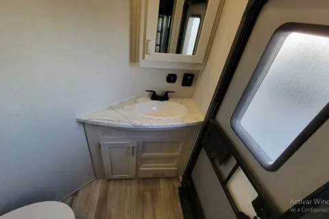 CL130 Keystone SPRINTER CAMPFIRE Fifth Wheel