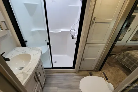CL130 Keystone SPRINTER CAMPFIRE Fifth Wheel
