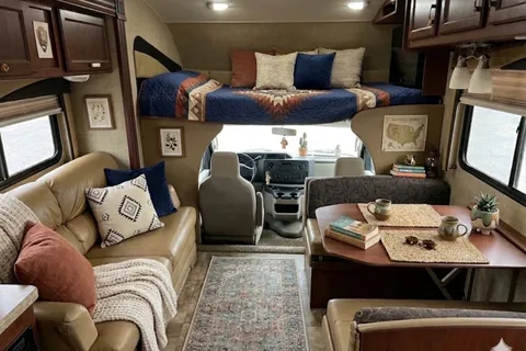 The Family RV (Jayco Redhawk 31XL Class C)