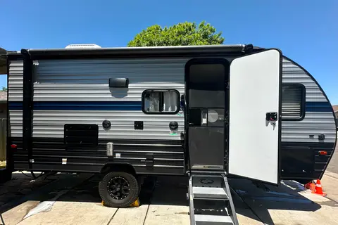 Family Fun Wolf Pup 16BHS Travel Trailer