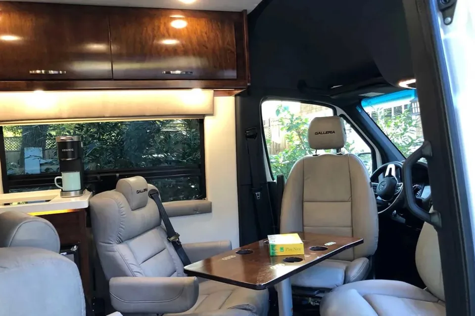 Luxury Sprinter w/ Full Bathroom Mercedes-Benz Coachmen gets up to 20 MPG